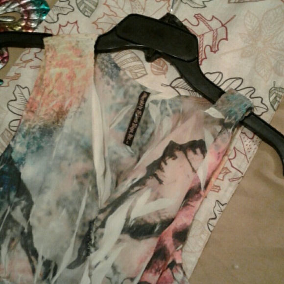 Spring dress - Picture 2 of 3